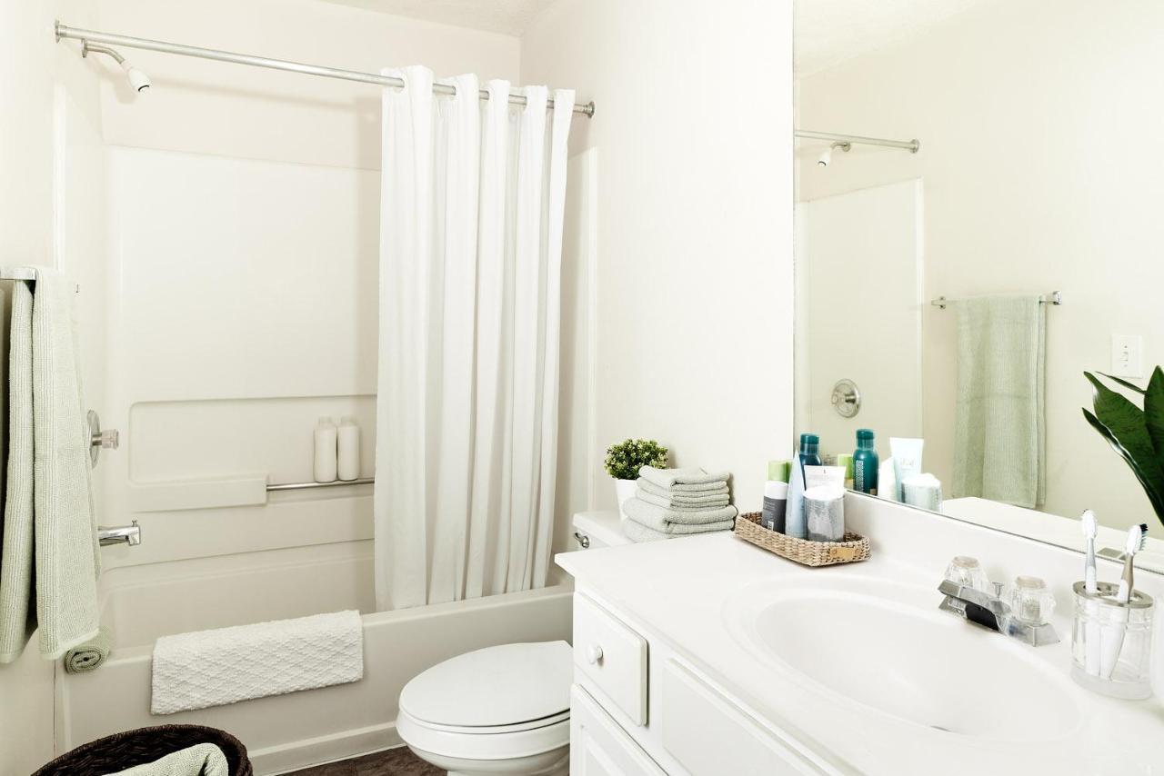 Intown Suites Extended Stay Houston Tx - Hobby Airport エクステリア 写真