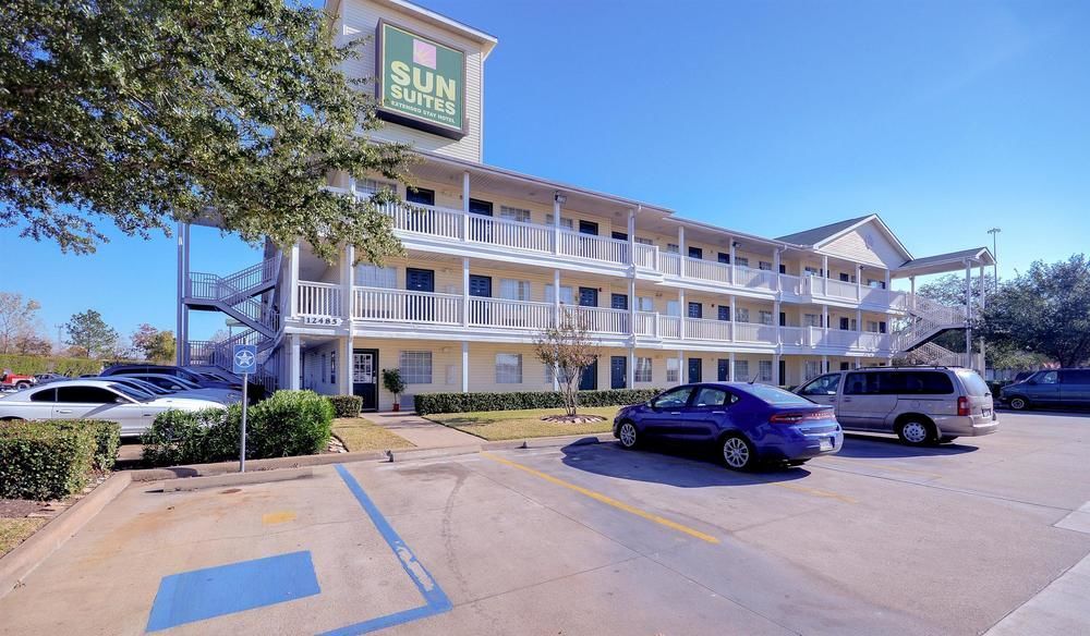 Intown Suites Extended Stay Houston Tx - Hobby Airport エクステリア 写真