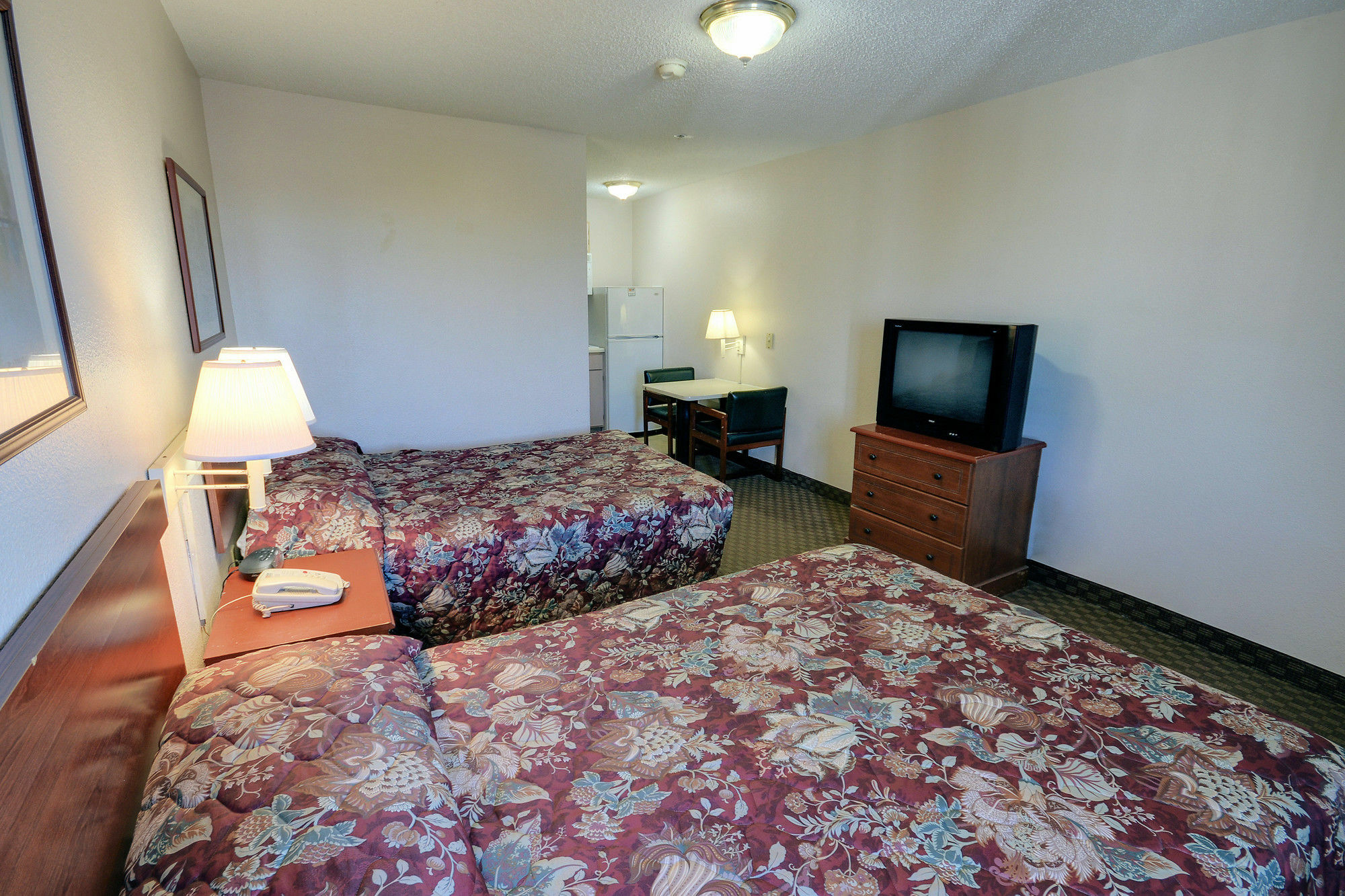 Intown Suites Extended Stay Houston Tx - Hobby Airport エクステリア 写真